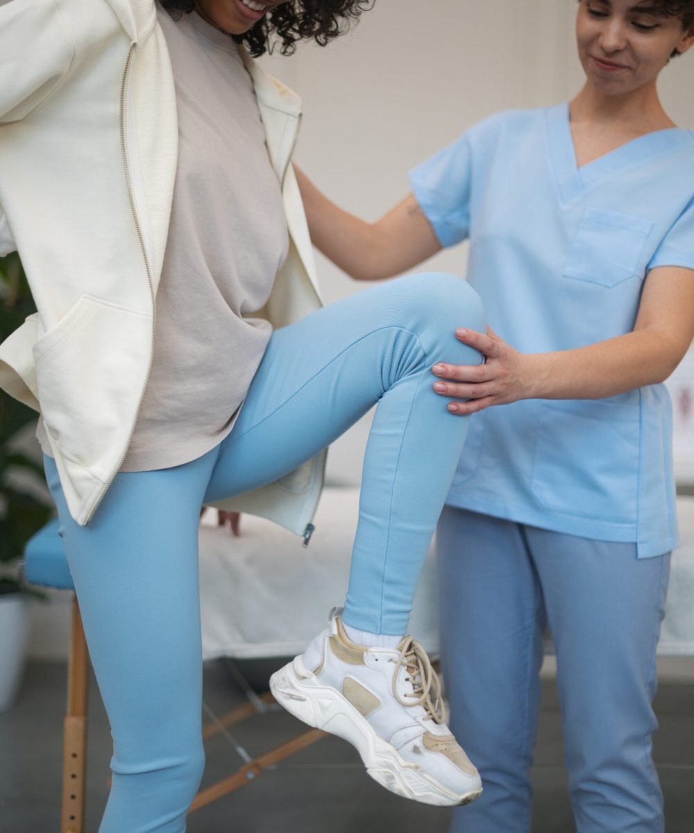 woman-rehabilitation-center-getting-treatment